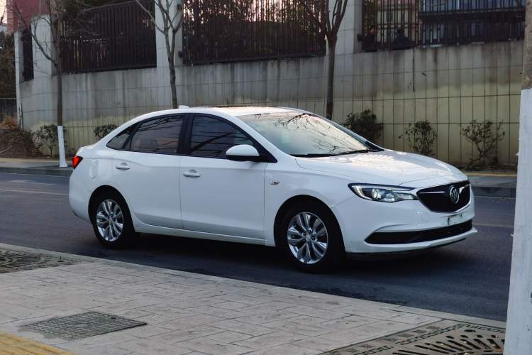 Used Buick GT 2018 15T Dual-Clutch Elite Model China V Standard