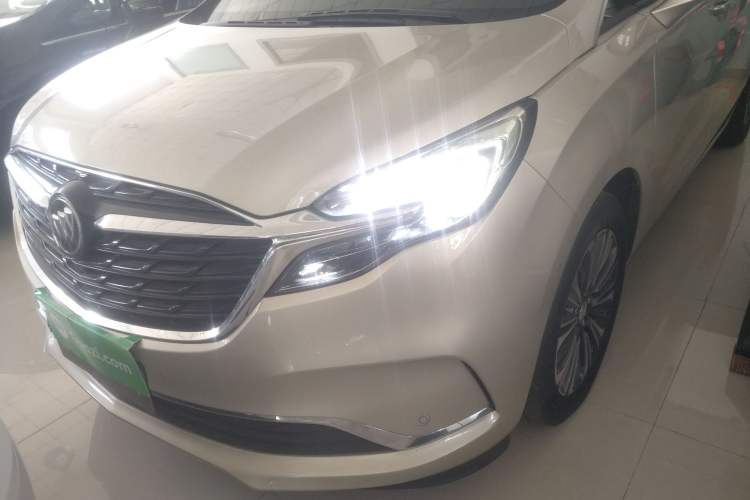 Used Buick GL8 2022 ES Land Cruiser 653T Luxury Model
