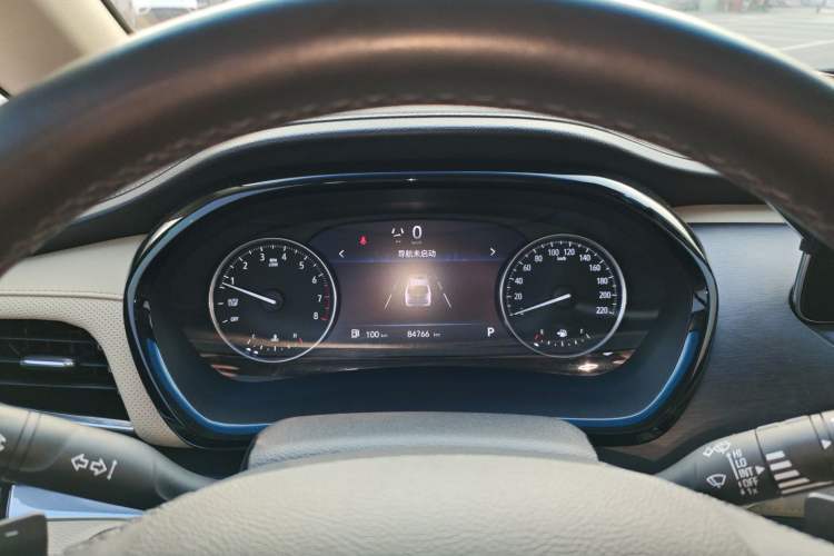 Used Buick GL8 2023 Land Business Class Smart Deluxe Model
