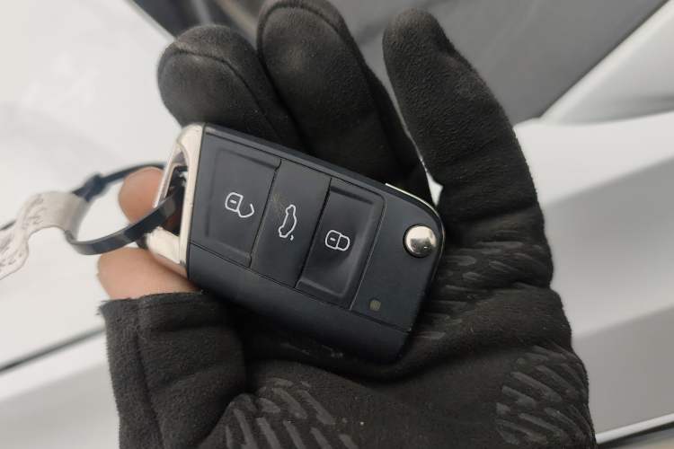 Used Volkswagen Tacqua 2023 200TSI DSG Joy-Connect Edition