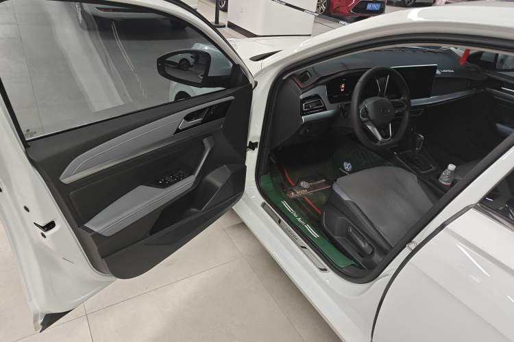 Used Volkswagen Lavida 2023 1.5L Automatic 5 Million Edition