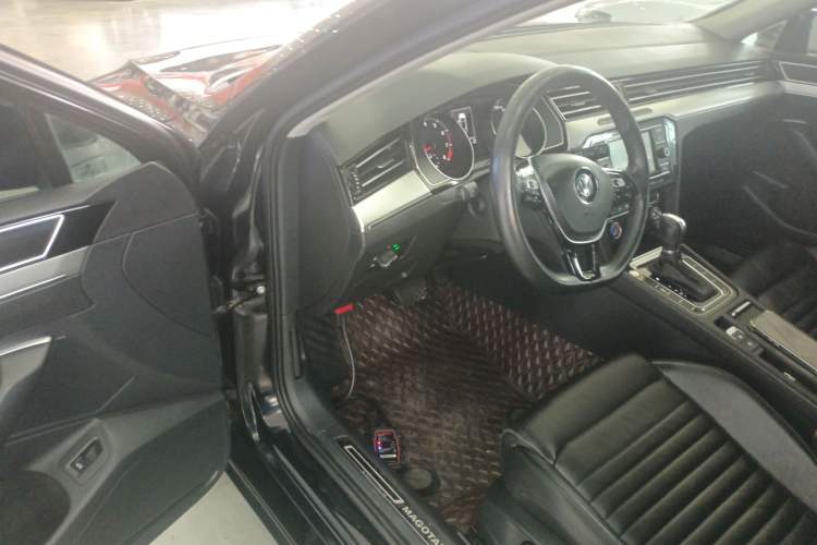 Used Volkswagen Magotan 2018 330TSI DSG Advanced Model