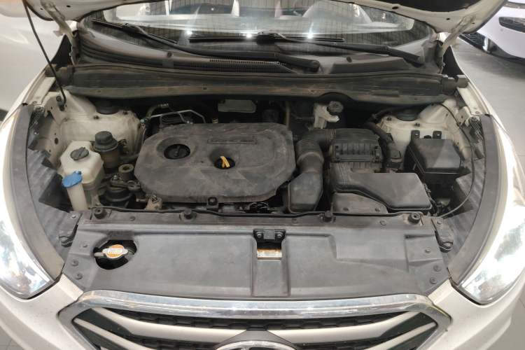 Used Hyundai ix35 2015 2.0L Automatic 2WD Smart Version China V Standard