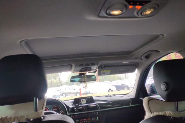 Used BMW 3 Series 2018 320Li Fashion Model
