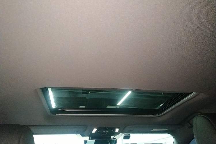 Used Toyota Sienna 2024 2.5L Hybrid Four-Wheel Drive Prestige Edition