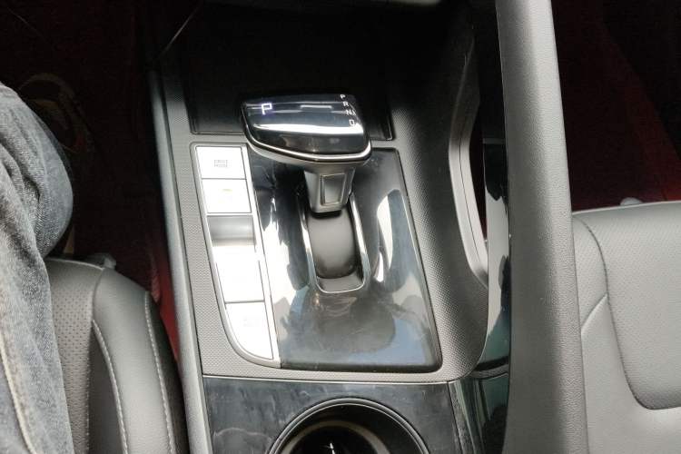 Used Hyundai Elantra 2023 1.5L CVT GLX Elite Edition
