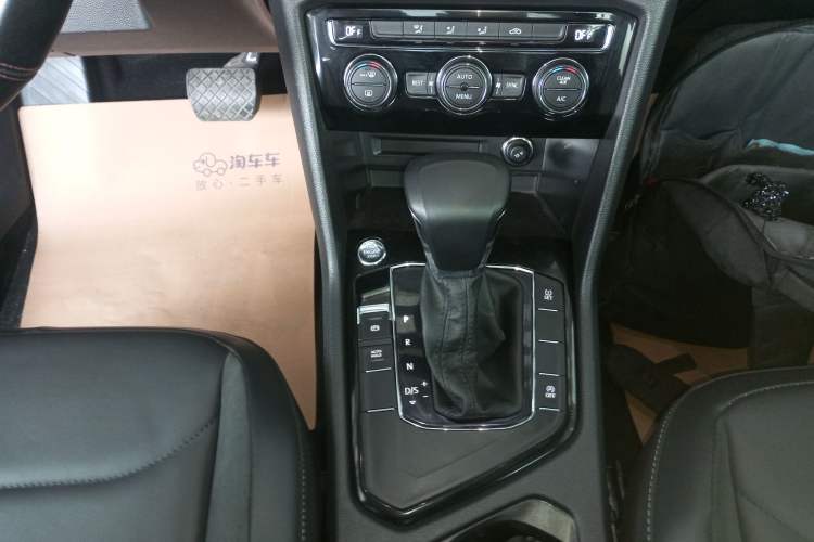 Used Volkswagen Tiguan L 2019 Updated Version 330TSI Automatic Two-Wheel Drive Panoramic Comfort Edition China VI Standard