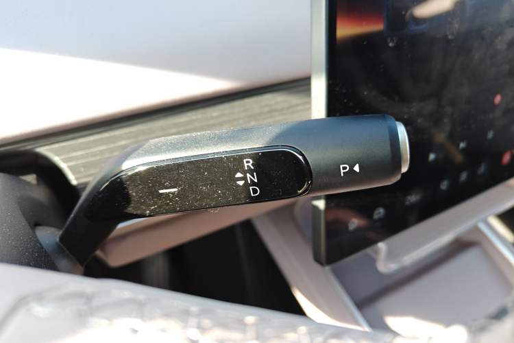 Used ONVO L60 2024 60 kWh All-Wheel Drive
