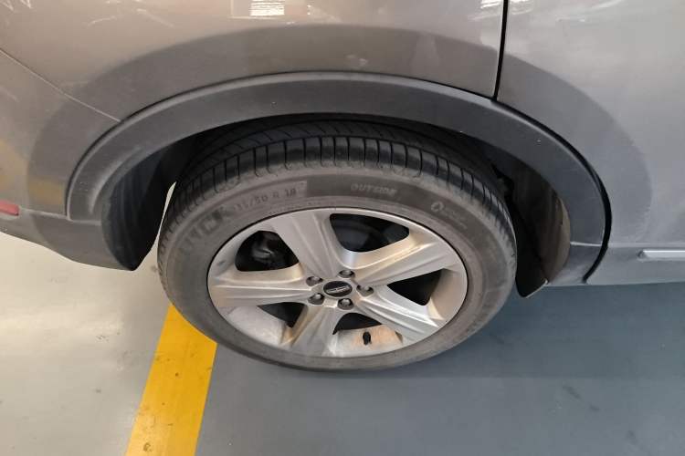 Used Lincoln MKC 2017 2.0T Two-Wheel Drive Deluxe Edition