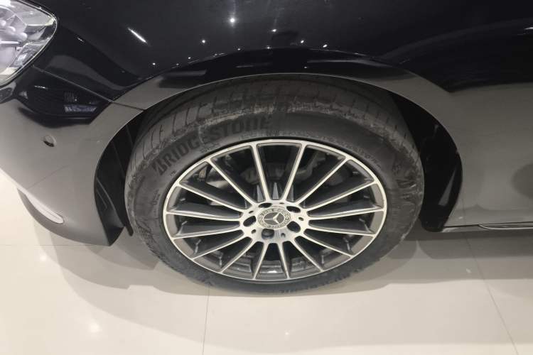 Used Mercedes-Benz E-Class 2022 Second Facelift E 260 L
