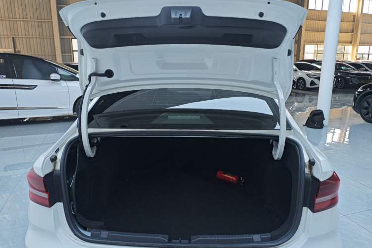 Used Volkswagen Lavida 2022 280TSI DSG Comfort Edition
