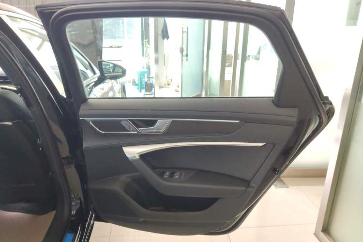 Used Audi A6L 2025 Restyled 45 TFSI quattro Prestige Dynamic Edition