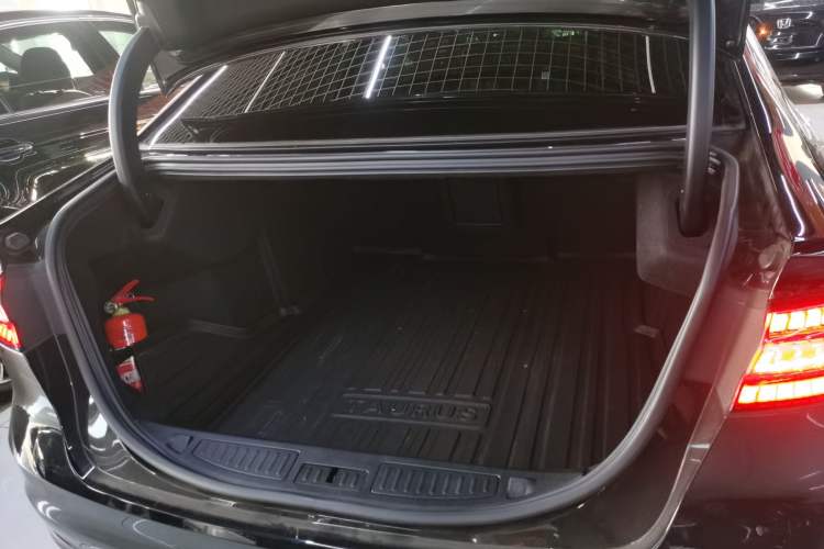 Used Ford Taurus 2019 EcoBoost 245 Comfort Edition