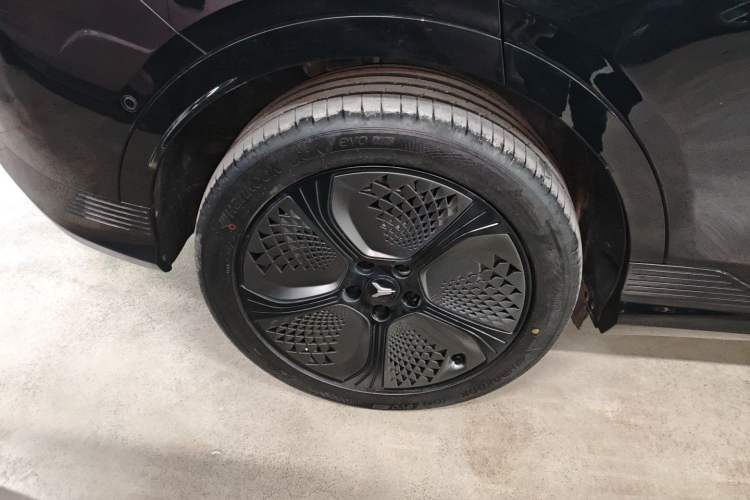 Used VOYAH COURAGE 2024 Long-Range Supercharge Edition