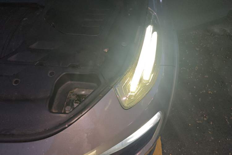 Used Lynk & Co 02 2019 1.5T DCT Two-Wheel Drive Pro Edition China VI Standard
