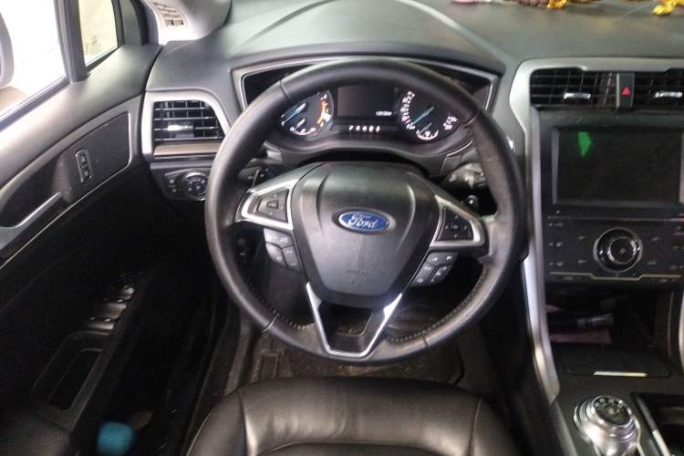 Used Ford Mondeo 2017 EcoBoost 180 Stylish Model
