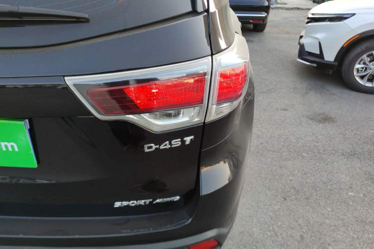 Used Toyota Highlander 2015 2.0T Four-Wheel Drive Luxury Edition 7-Seater
