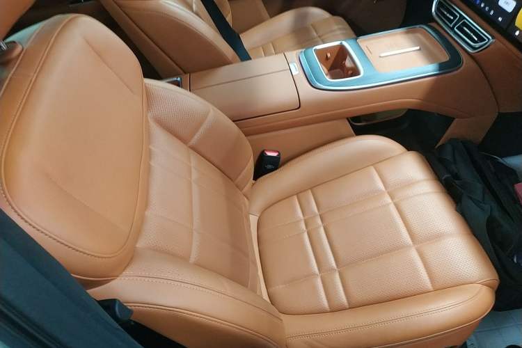 Used Deepal S09 2025 Four-Wheel Drive Ultra+ Custom Edition
