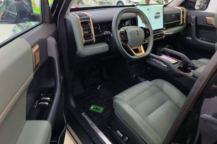 Used  03 2024 501km Two-Wheel Drive Long-Range Version
