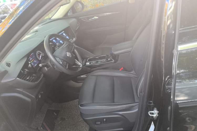 Used Buick Envision 2022 Encore Plus 552T Five-Seat Luxury Model
