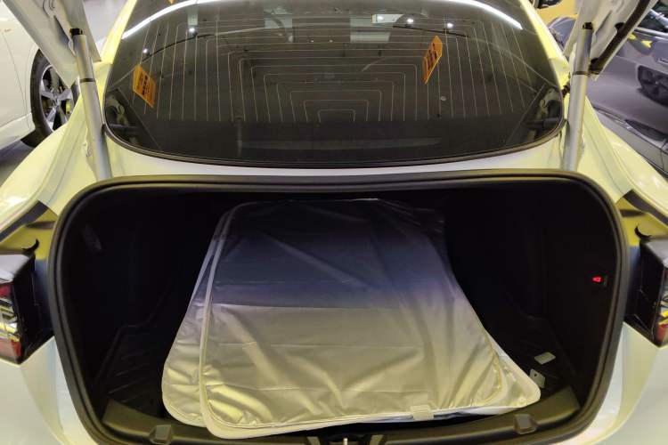 Used Tesla Model 3 2020 Revised Version Standard Range Rear-Wheel Drive – Upgraded Edition