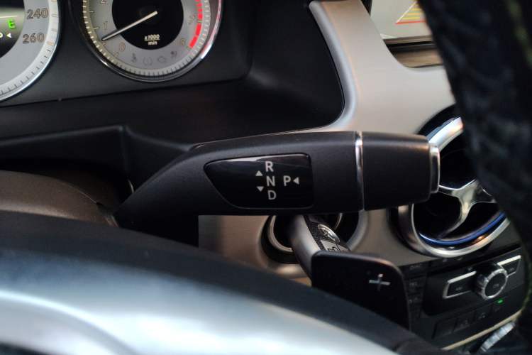 Used Mercedes-Benz GLK-Class 2014 GLK 200 Standard Model