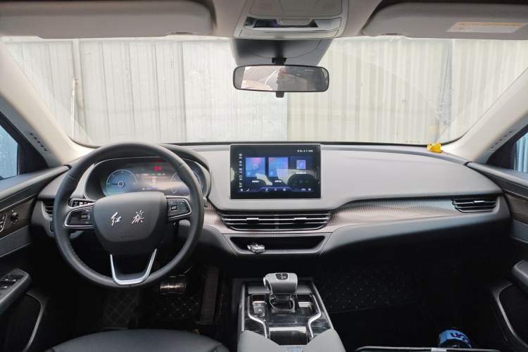 Used Hongqi E-QM5 2023 Revised Version Basic Travel Edition
