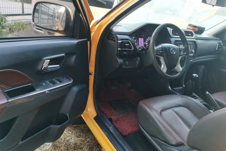 Used Great Wall Wingle 5 2020 2.4L Gasoline Two-Wheel Drive Value Edition Big Double Cab China VI Standard 4K22D4M
