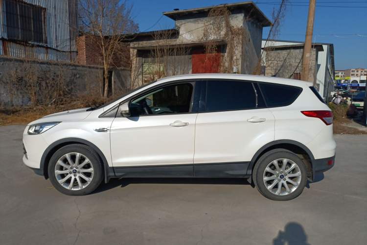 Used Ford Kuga 2015 1.5L GTDi Two-Wheel-Drive Comfort Model