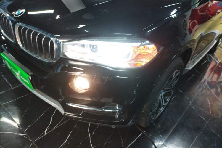 Used BMW X5 2018 xDrive28i
