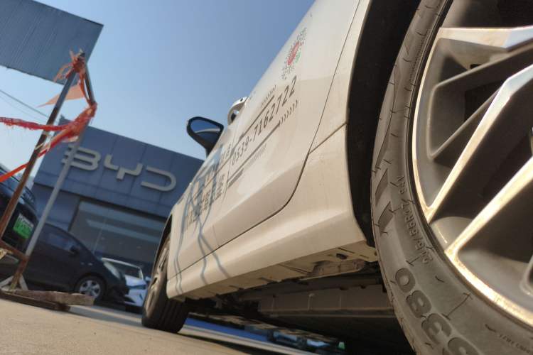 Used BYD Qin PLUS 2024 HONOR Edition DM-i 120KM Leading Model
