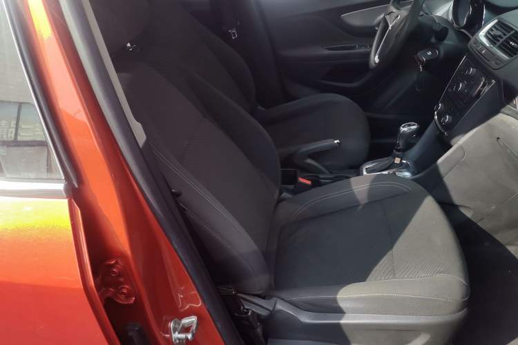 Used Buick Encore 2014 1.4T Automatic Two-Wheel Drive Urban Elite Model
