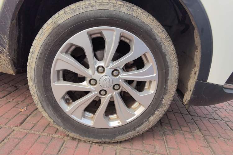 Used Soueast DX5 2019 1.5L Manual Luxury Version