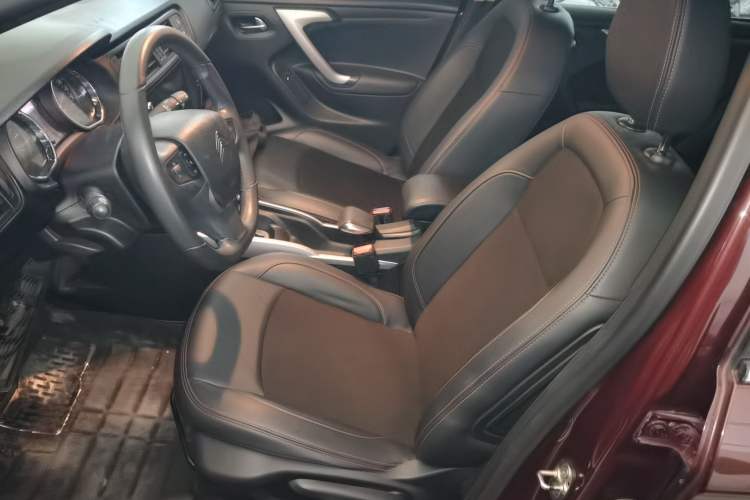 Used Citroen C3-XR 2015 1.6L Automatic Pioneer Model
