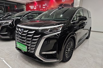 Used Denza D9 2025 DM-i Intelligent Drive 1020 Four-Wheel Drive Flagship Model