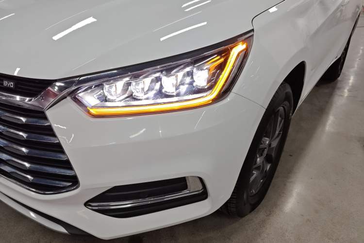 Used BYD Song 2021 Classic Edition 1.5T Automatic Luxury Model
