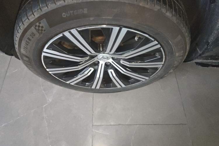 Used Volvo XC90 2020 Facelifted T6 Zhiya Luxury 7-Seater
