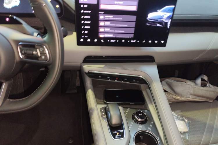 Used Zeekr 001 2025 WE Edition 100 kWh Rear-Wheel Drive
