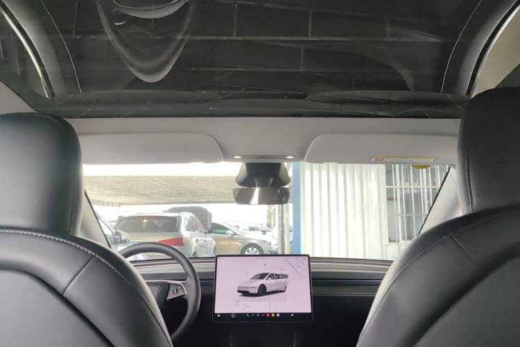 Used Tesla Model Y 2025 Rear-Wheel Drive First Edition
