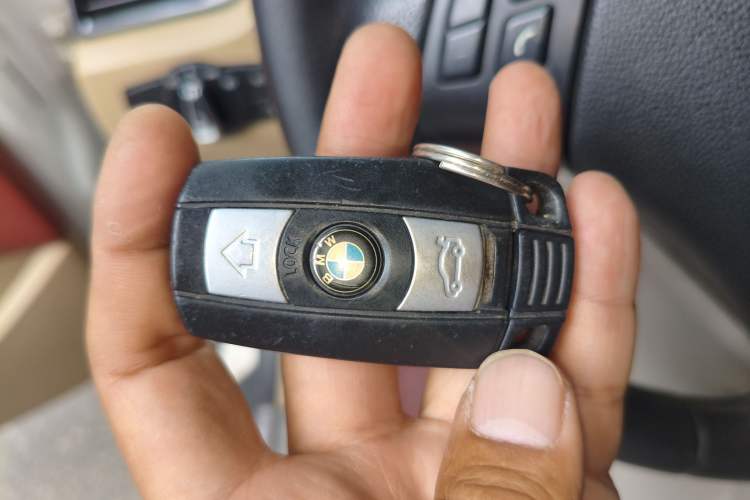 Used BMW X1 2013 sDrive18i Leading Model
