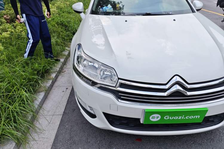 Used Citroen C5 2013 2.3L Automatic Zunyu Model
