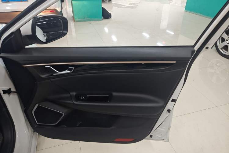 Used Geely Auto Emgrand GL 2020 1.4T CVT Luxury Model
