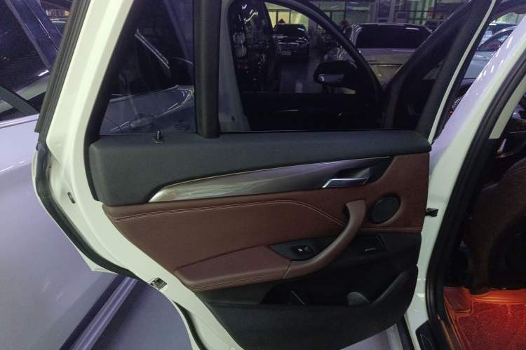 Used BMW X1 2019 sDrive18Li Premium Edition
