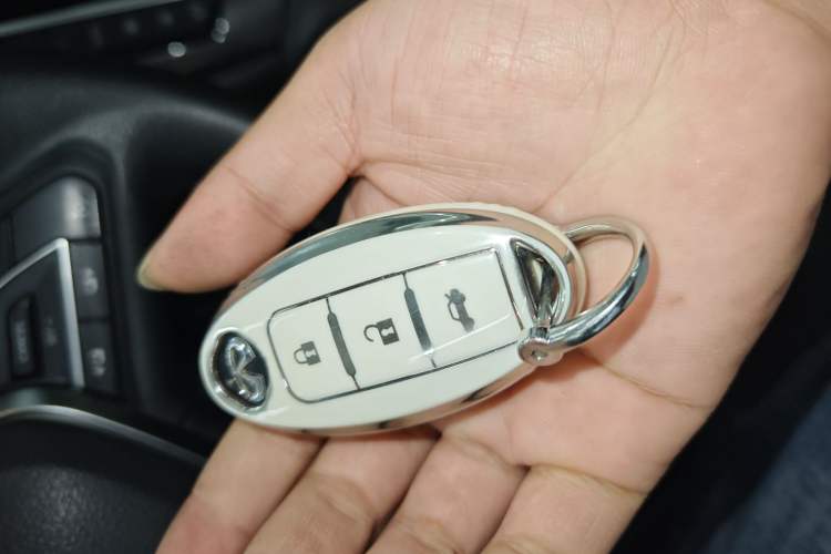 Used Infiniti Q50L 2018 2.0T Comfort Edition China V Standard
