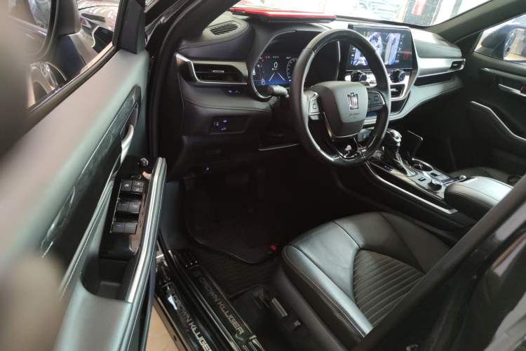 Used Toyota Crown Land Cruiser 2022 2.0T Four-Wheel Drive Enjoyment Edition
