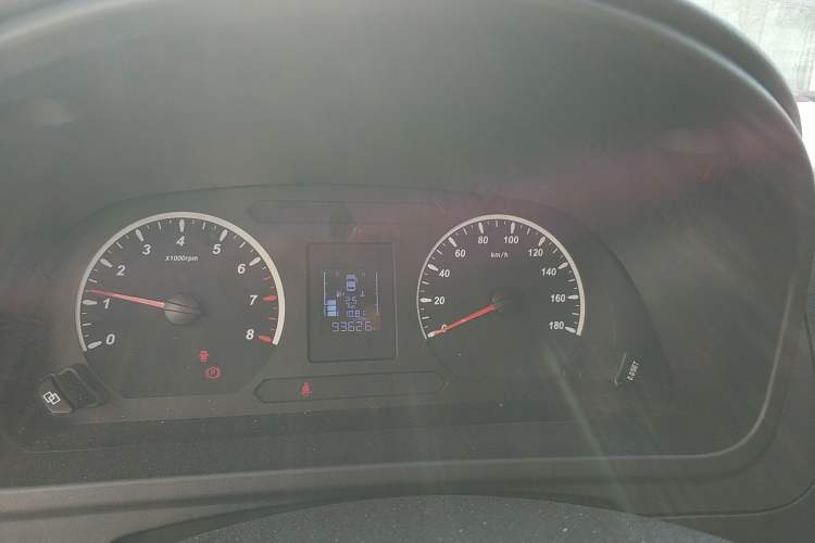 Used FORTHING Lingzhi PLUS 2021 Travel Edition 2.0L Manual Luxury 7-Seater