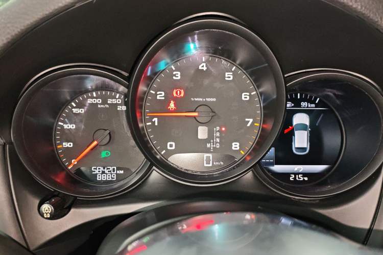 Used Porsche Macan 2018 Macan 2.0T