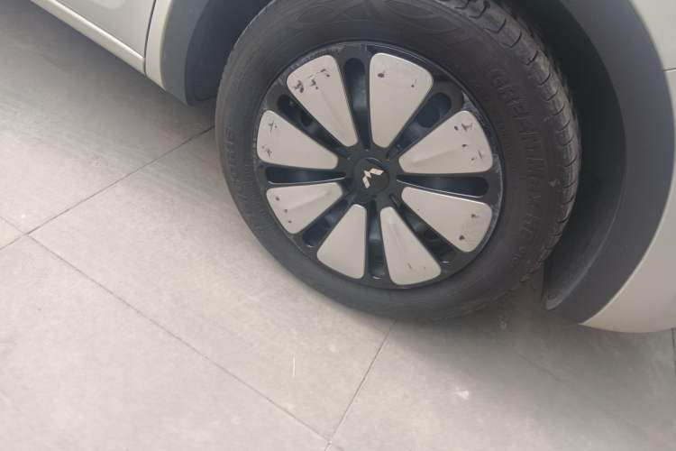 Used Wuling Bingo 2023 333 km Lingxi Connected+ Version
