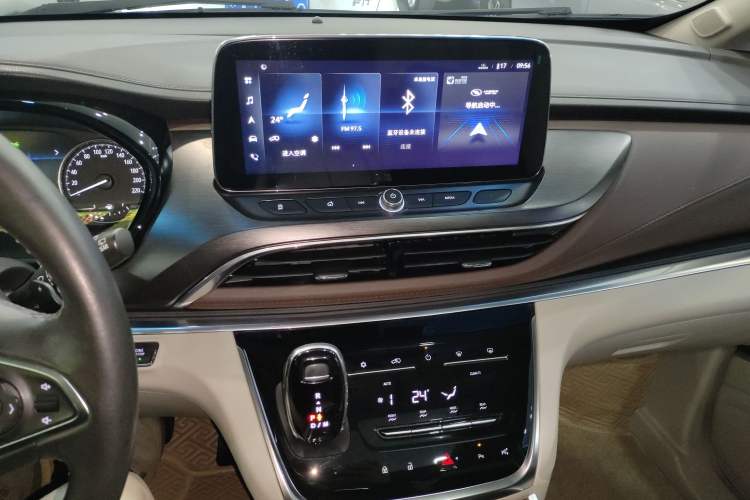 Used Buick GL8 2021 Land Cruiser Executive 652T Premium Model
