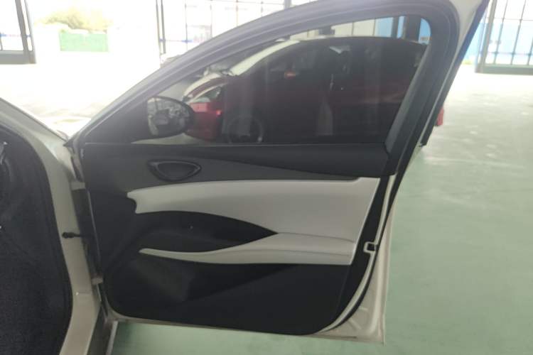 Used BYD Seal 06 New Energy 2025 DM-i Smart Drive 80KM Luxury Model
